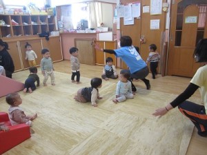 ０歳児さんの様子（１０～１２月）