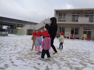 雪あそびをしました！