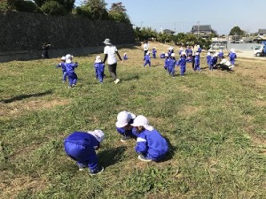 芋掘り・みかん狩りに行きました！（３・４・５歳児さん）