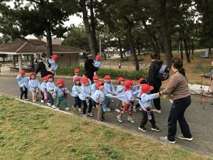 二色の浜公園へ遠足に行きました！（２歳児さん）