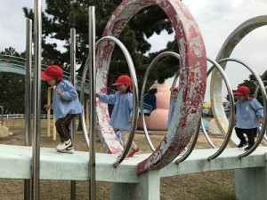 二色の浜公園へ遠足に行きました！（２歳児さん）