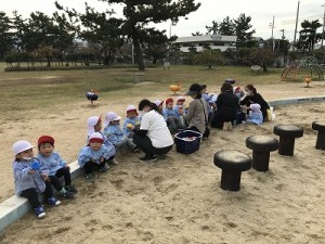 二色の浜公園へ遠足に行きました！（１歳児さん）