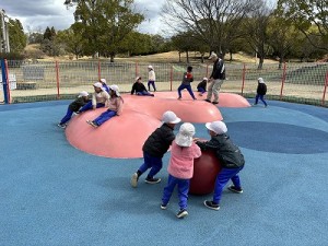 とんぼ池公園へ遠足に行きました！（５歳児さん）