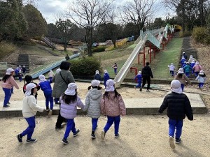 とんぼ池公園へ遠足に行きました！（５歳児さん）