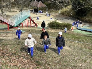 とんぼ池公園へ遠足に行きました！（５歳児さん）