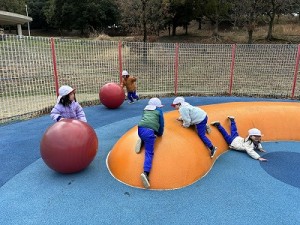 とんぼ池公園へ遠足に行きました！（３歳児さん）