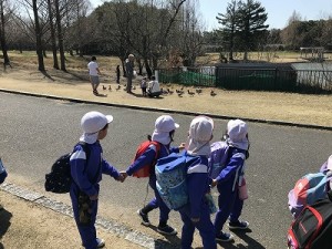 とんぼ池公園へ遠足に行きました！（４歳児さん）