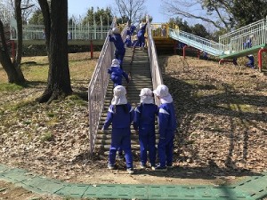 とんぼ池公園へ遠足に行きました！（４歳児さん）