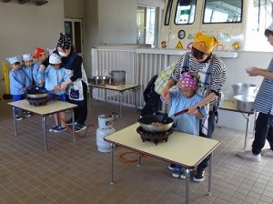 カレークッキングをしました！（４・５歳児さん）