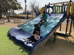 末広公園へ遠足に行きました！（０歳児さん）