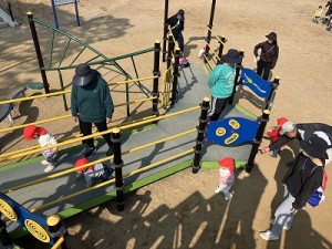 末広公園へ遠足に行きました！（０歳児さん）