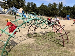 二色の浜へ遠足に行きました！（２歳児さん）
