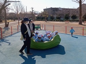 末広公園へ遠足に行きました！（１歳児さん）