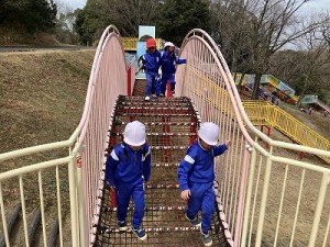 とんぼ池公園へ遠足に行きました！（３歳児さん）