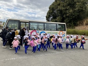 とんぼ池公園へ遠足に行きました！（４歳児さん）