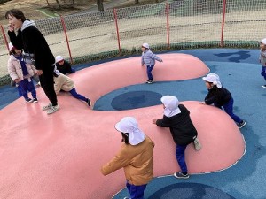 とんぼ池公園へ遠足に行きました！（４歳児さん）