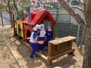 木製遊具・ベンチのリフレッシュ工事をしました✨