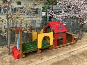 木製遊具・ベンチのリフレッシュ工事をしました✨
