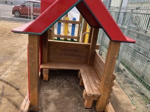 木製遊具・ベンチのリフレッシュ工事をしました✨
