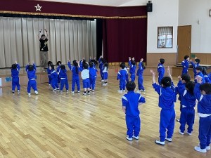 ダンスレッスンが始まりました！