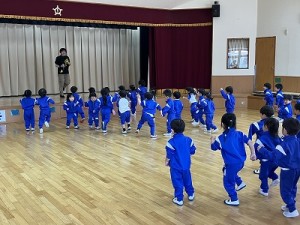 ダンスレッスンが始まりました！
