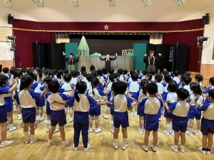 人形劇「ブレーメンの音楽隊」を見ました！