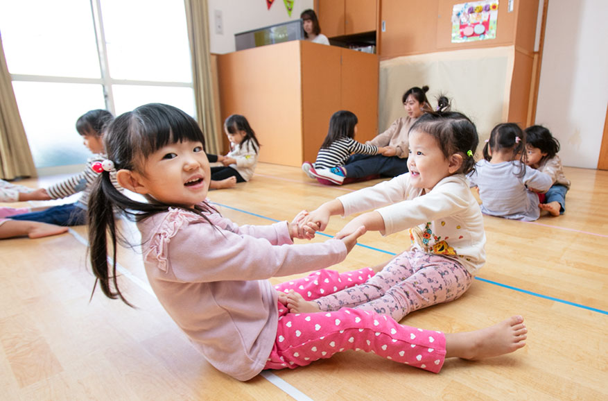 1日の始まりは体操でしっかり体を動かそう！